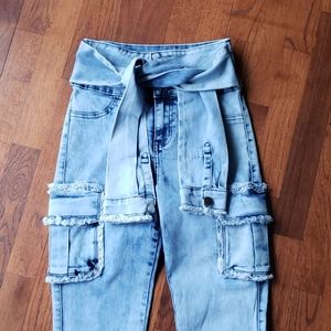 Fashionable rare Jeans